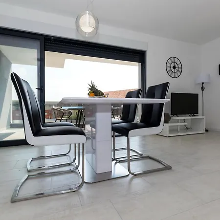 Apartments4friends Vlad Apartman *