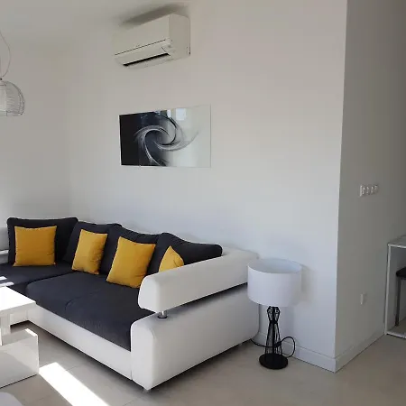 Apartments4friends Vlad شقة تروغير