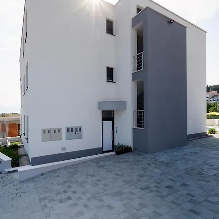 شقة Apartments4friends Vlad